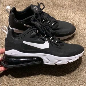 nike air 270 react sneakers women’s